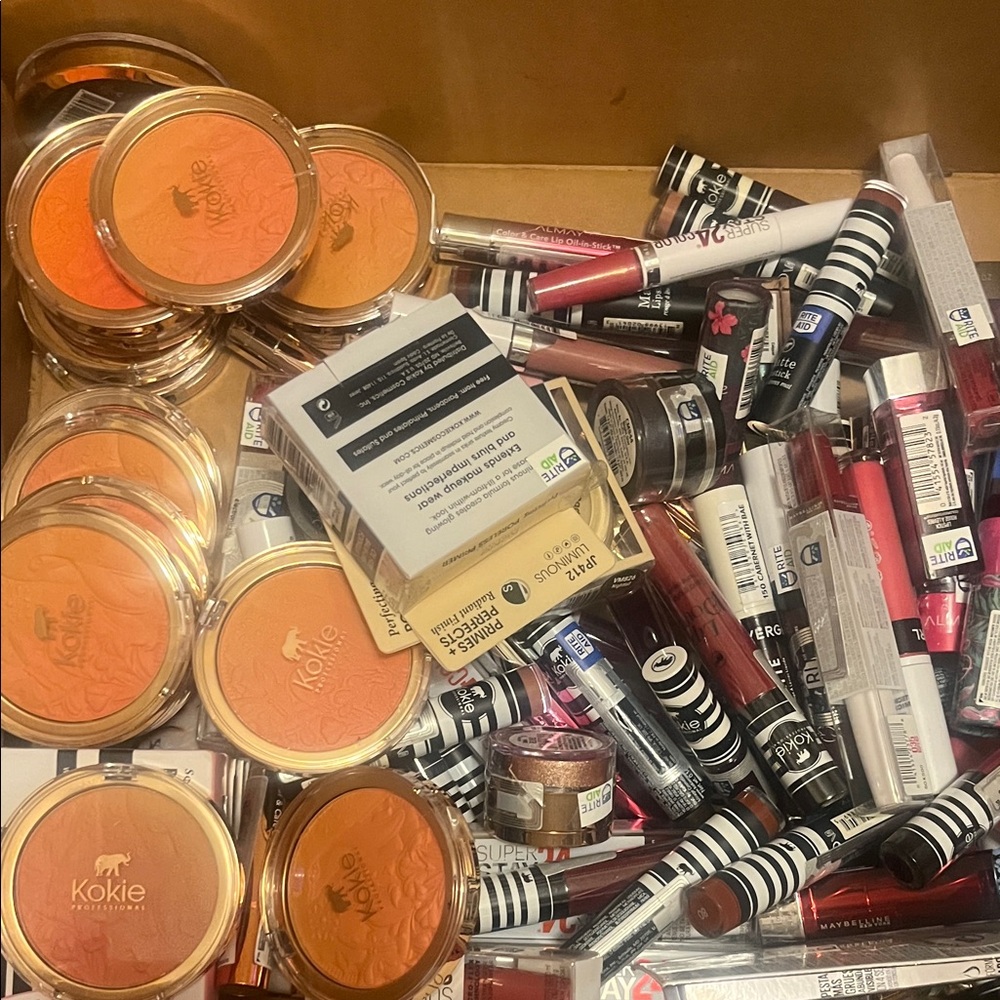 95 pieces Bundle Kokie Almay Cover Girl Maybelline Cosmetics